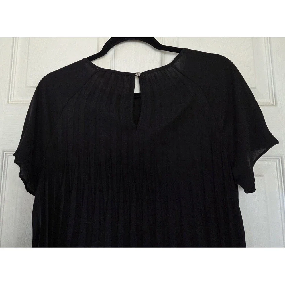 MICHAEL MICHAEL KORS Black Short Sleeve Pleated Top Women's Size 8 NWT
